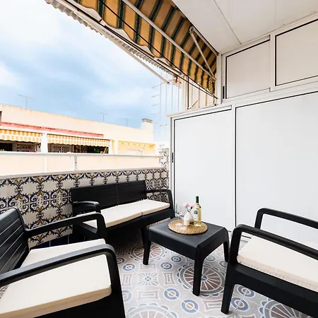 La Loma 2br Penthouse Apartment