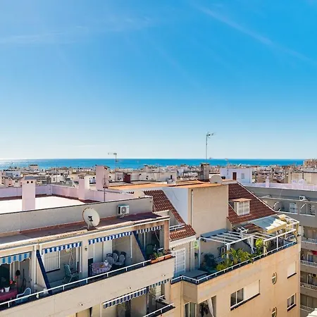 La Loma 2br Penthouse Apartman *